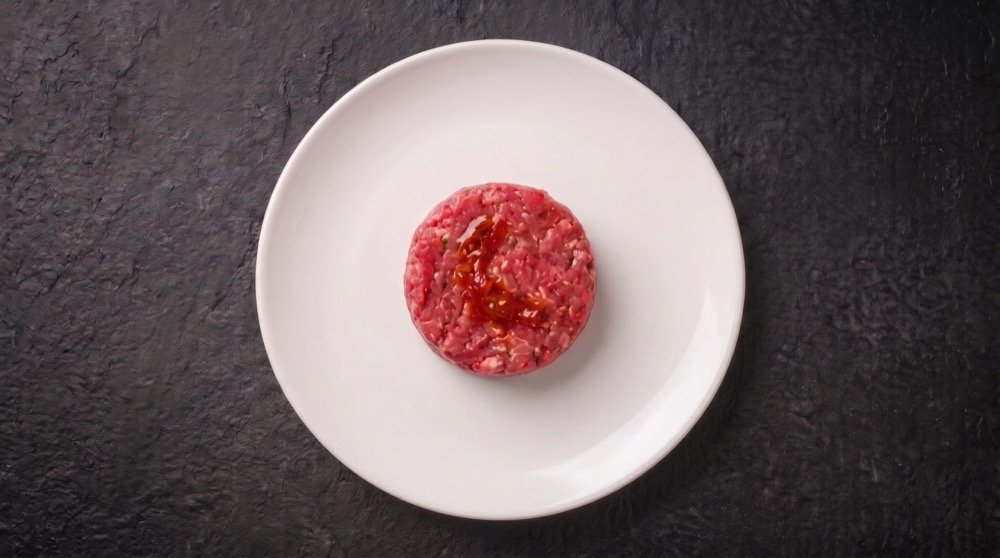 Tartare de bœuf sauce tomates séchées